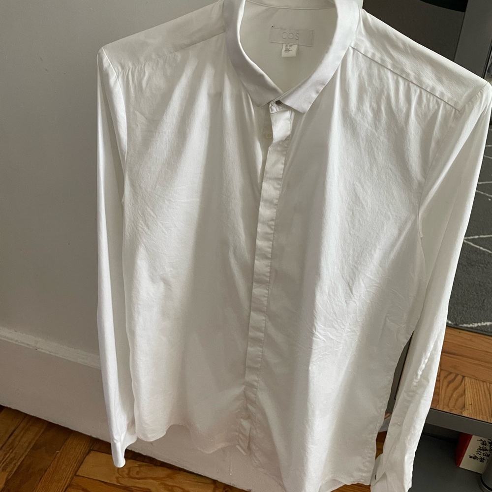 Cos shirt